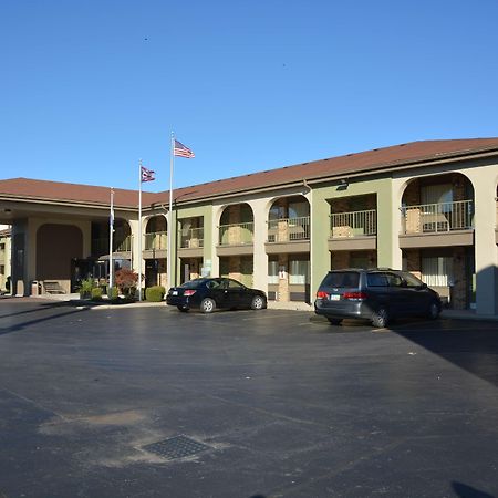 Best Western Executive Inn Grove Stadt Exterior foto