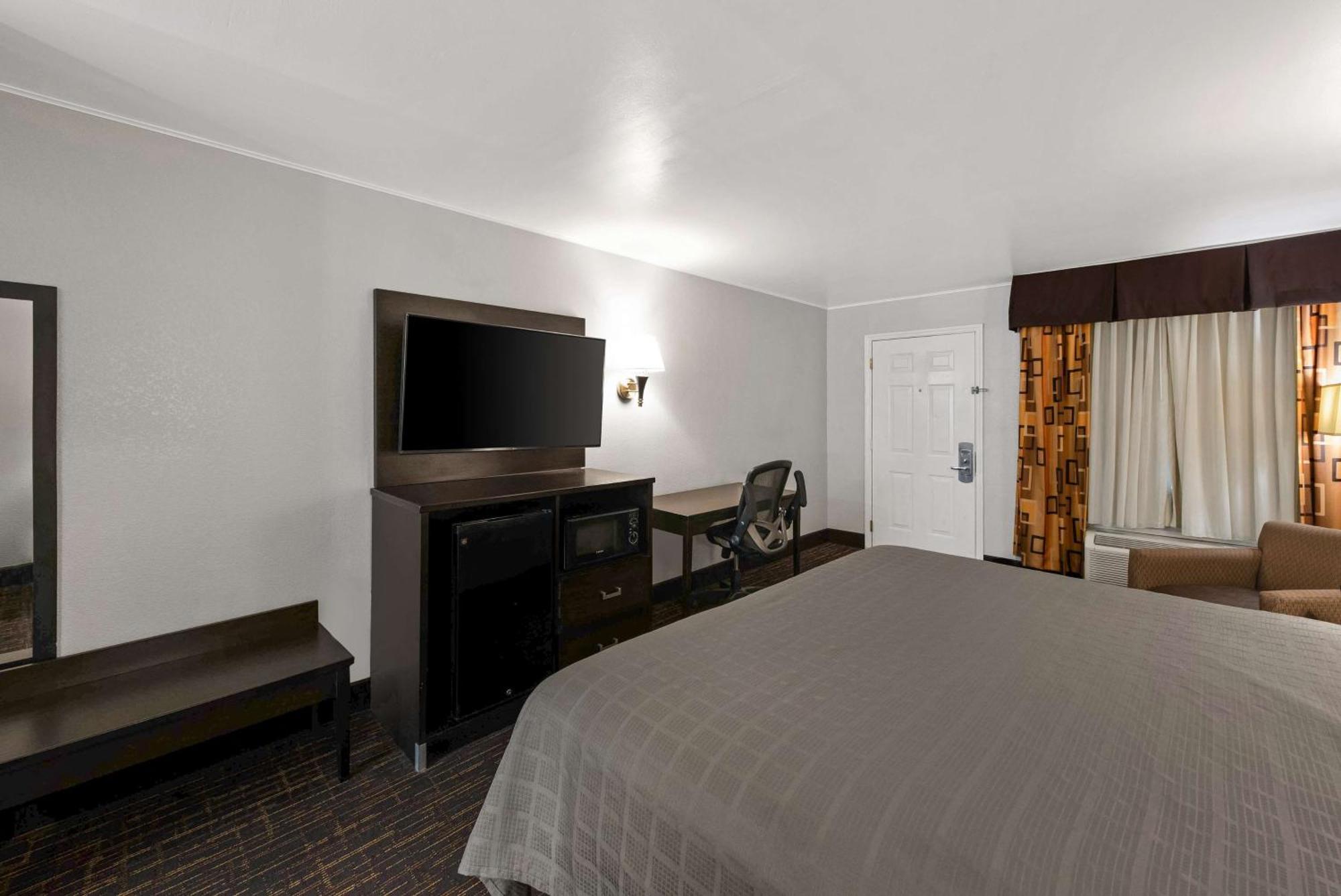 Best Western Executive Inn Grove Stadt Exterior foto