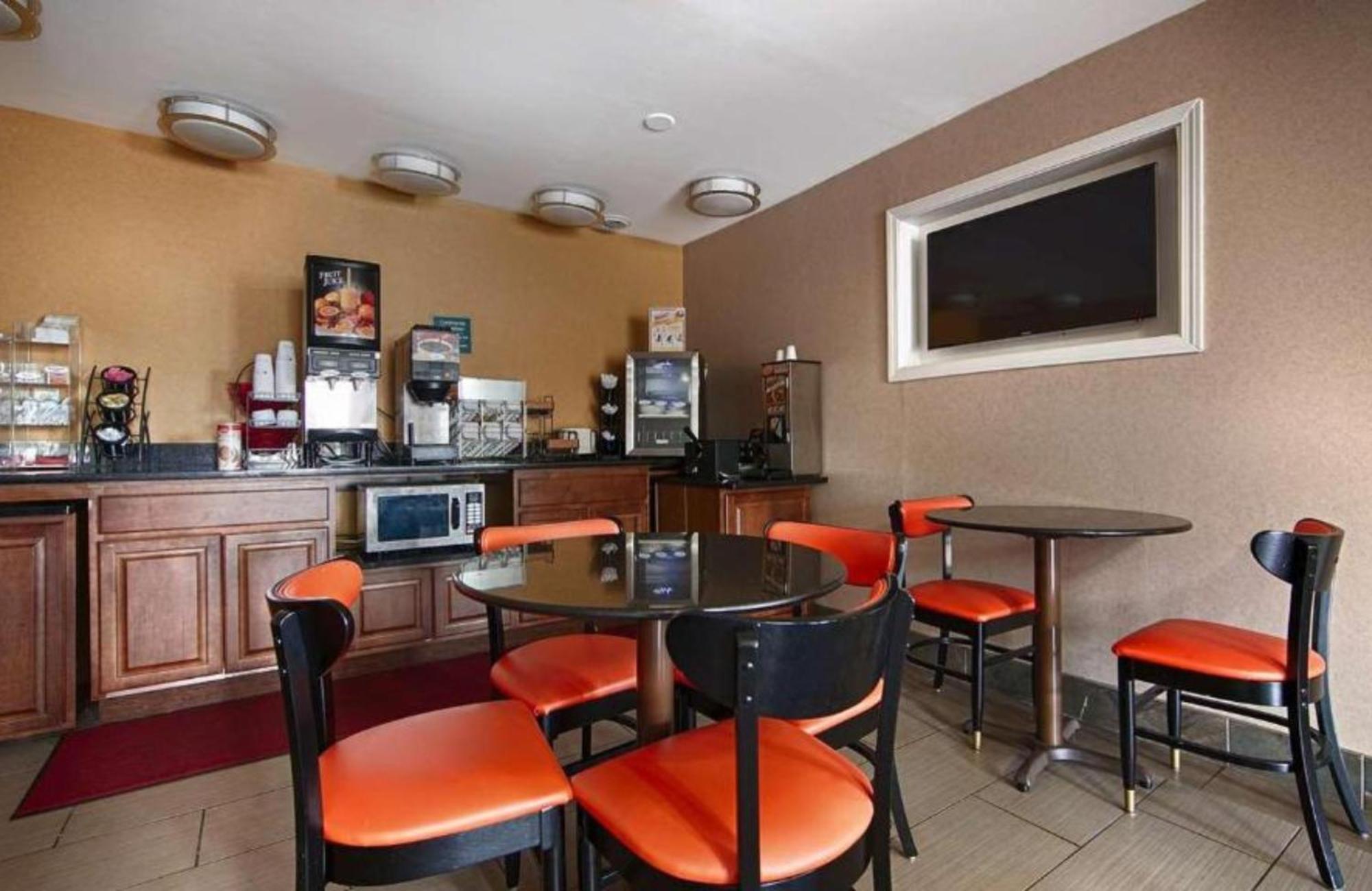 Best Western Executive Inn Grove Stadt Exterior foto